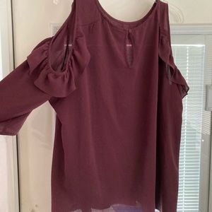 Cold shoulder top